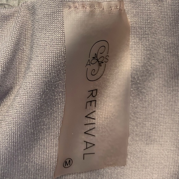 Altar’d State Revival High Waisted Athletic Shorts in Gray Shimmer Size Medium - Picture 10 of 13